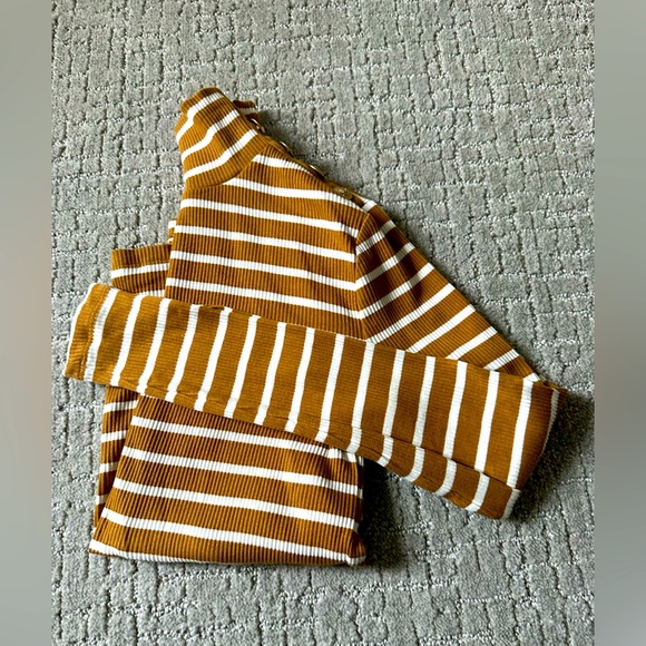 J. Crew vintage rib turtleneck with buttons, stripe ribbed turtleneck, small EUC - Picture 4 of 6